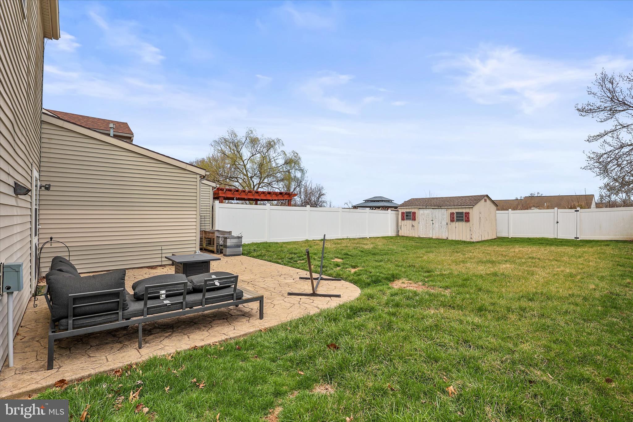 STONEBRIDGE CROSSING - Residential