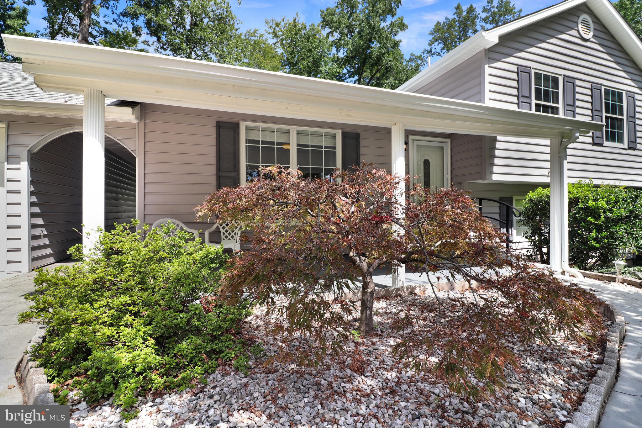 6 CRAFTSMAN COURT