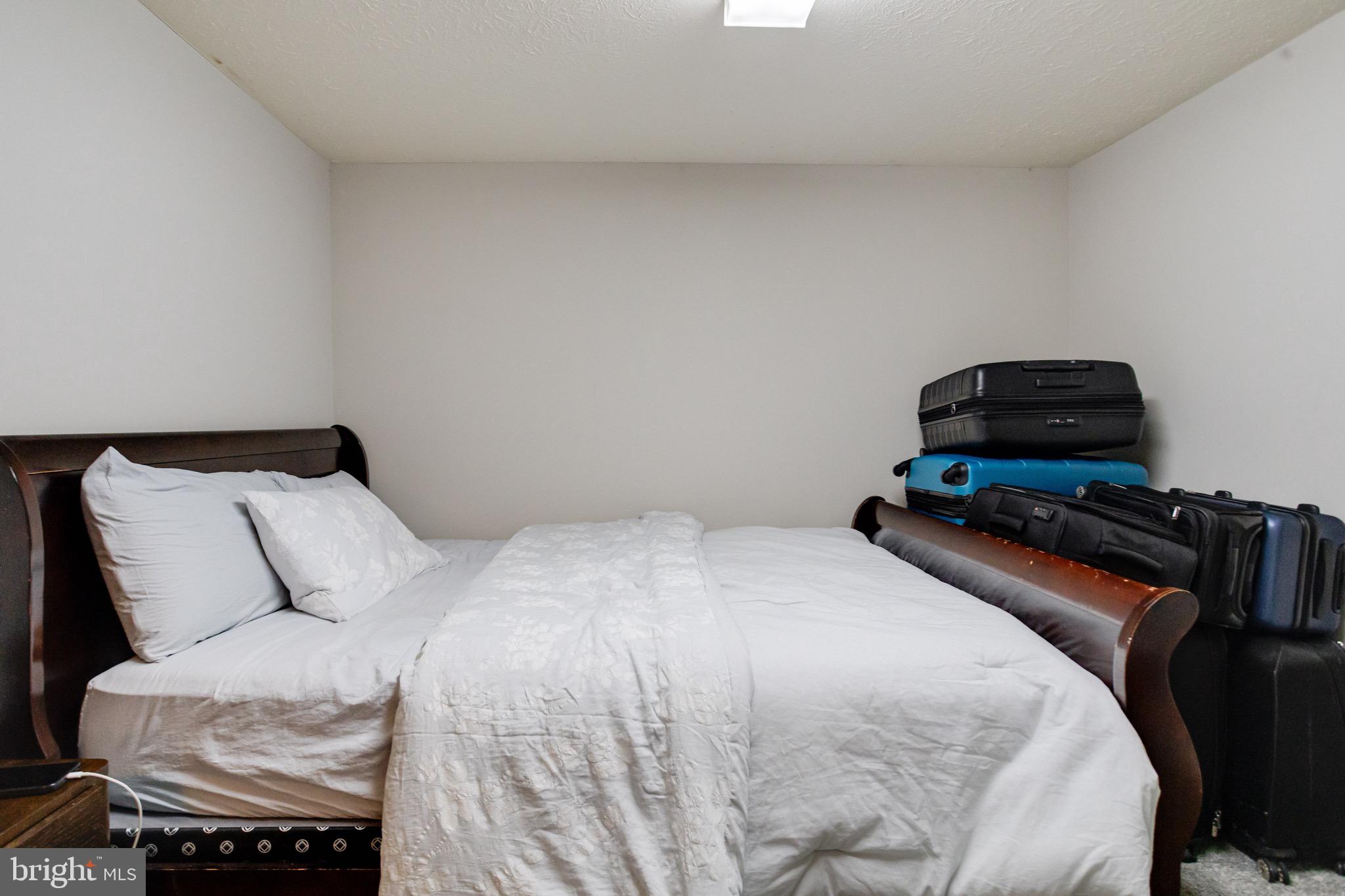 VILLAGE OF PAINTERS MILL - Residential