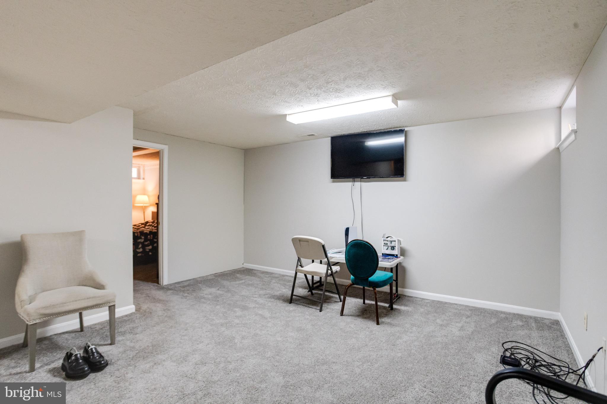 VILLAGE OF PAINTERS MILL - Residential