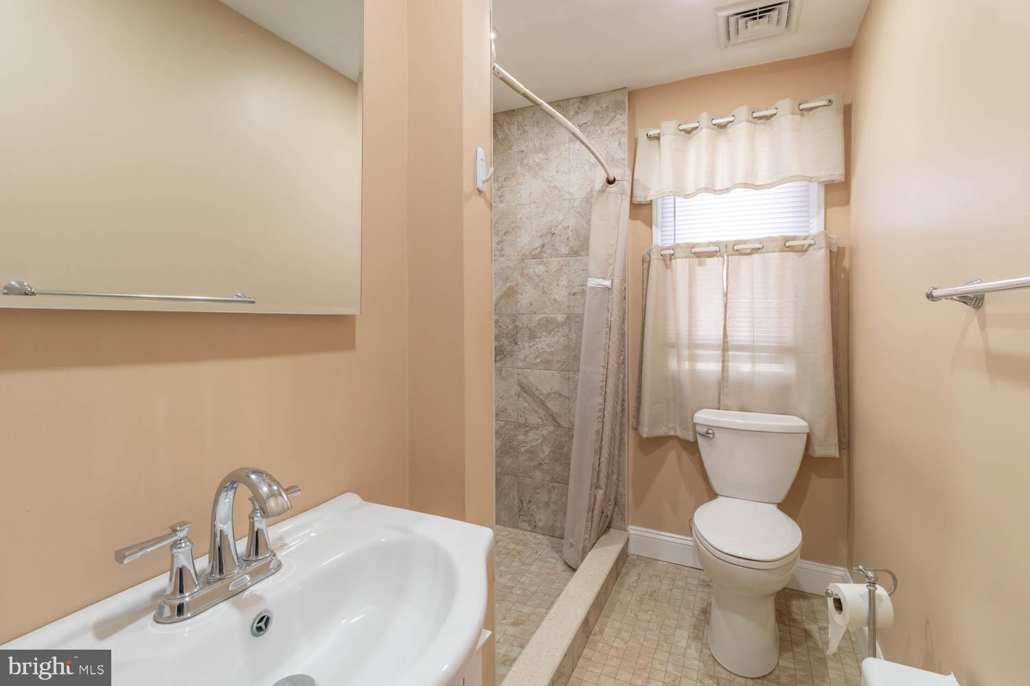 ELKINS PARK - Residential