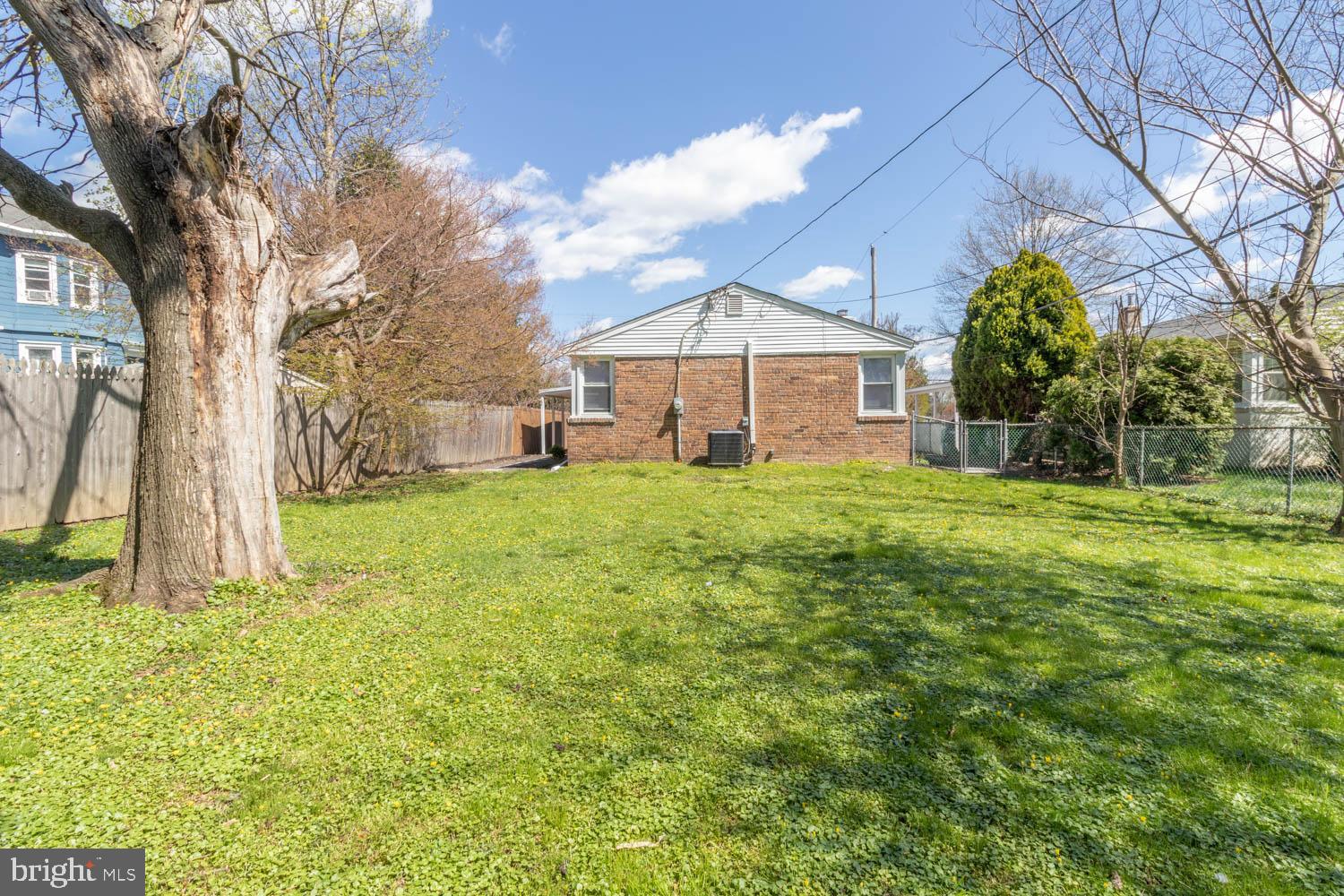 ELKINS PARK - Residential