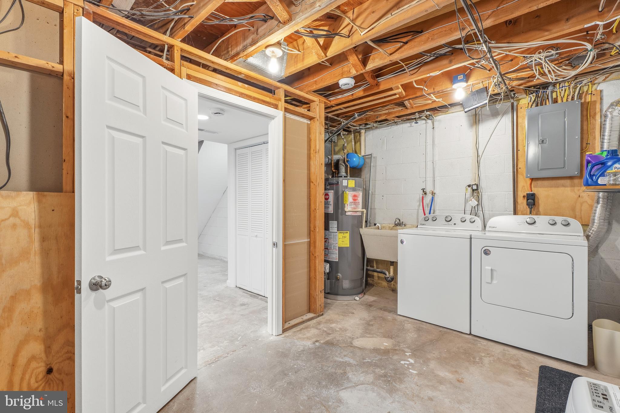 BELMONT CONDOMINIUMS - Residential