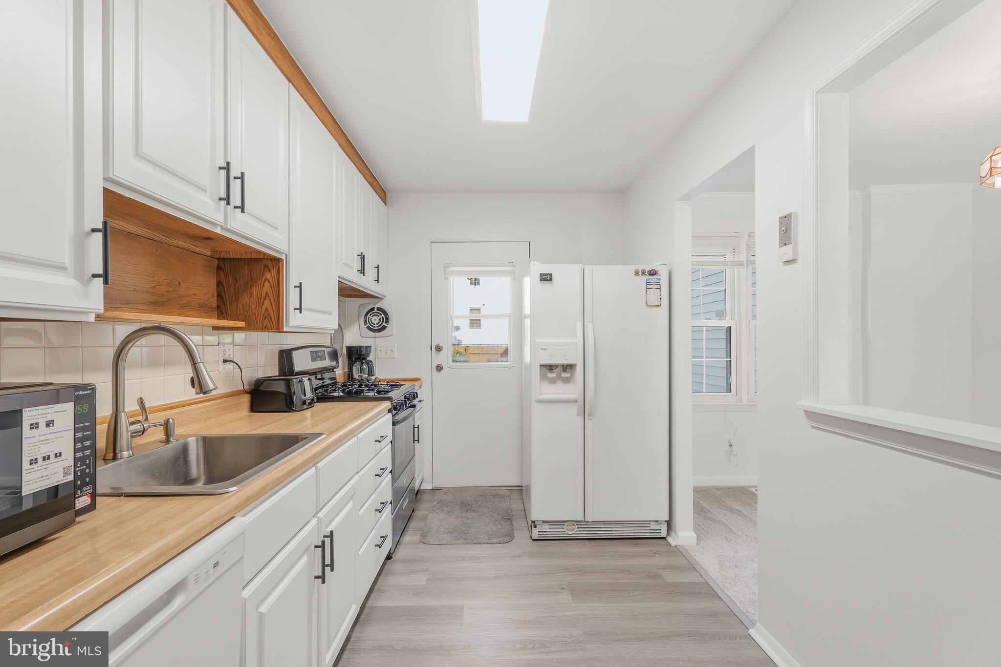 BELMONT CONDOMINIUMS - Residential