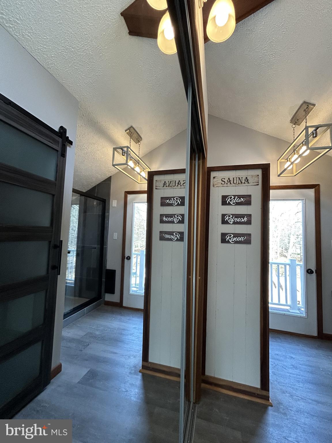 WINONA LAKES - Residential