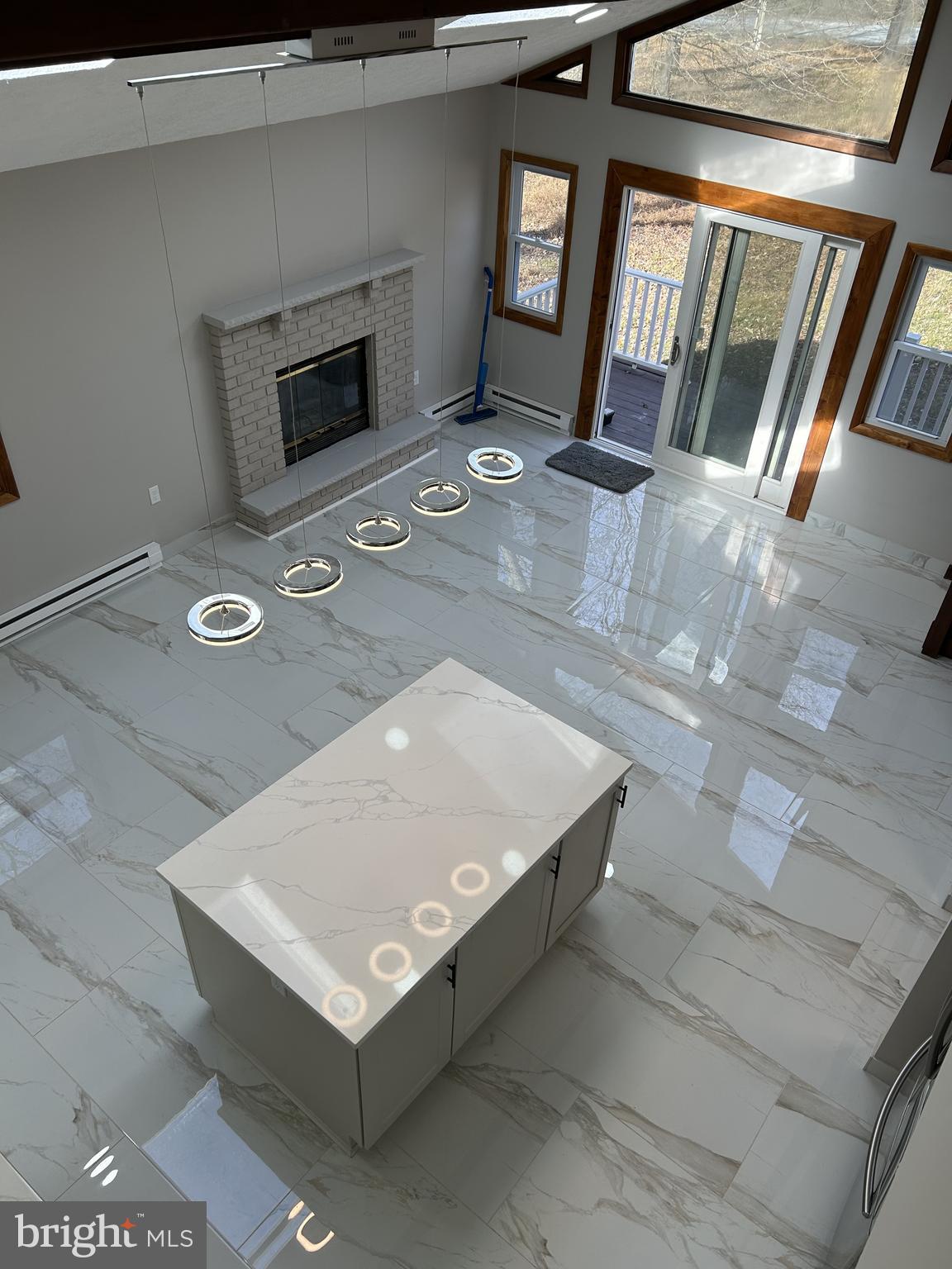 WINONA LAKES - Residential