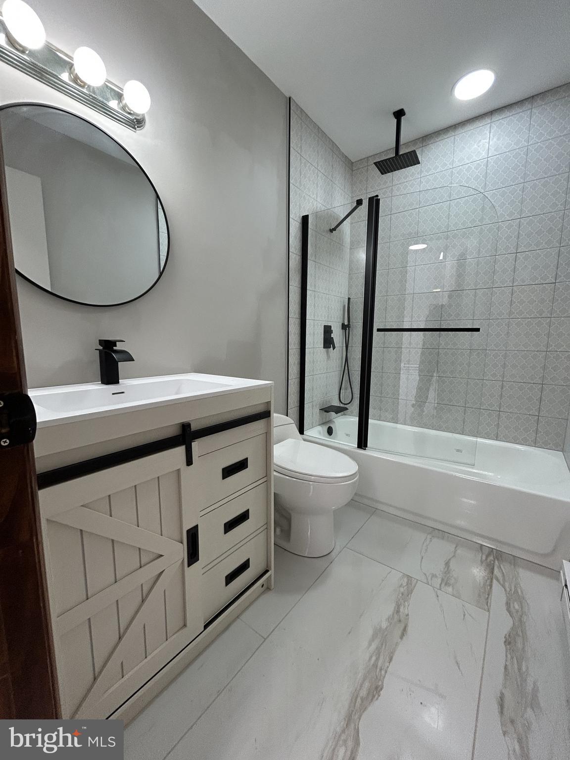 WINONA LAKES - Residential