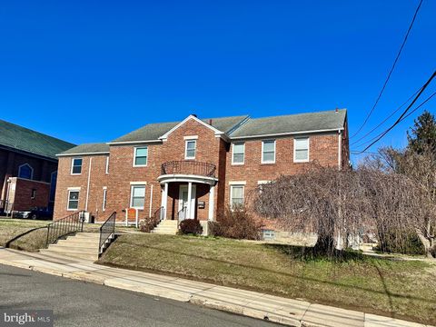 Photo of 11 Lamont Avenue, GLENOLDEN, PA 19036 (MLS # PADE2107078)