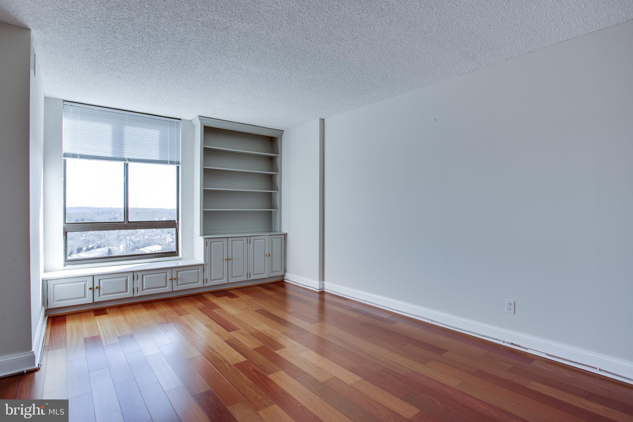 REGENCY - Residential Lease