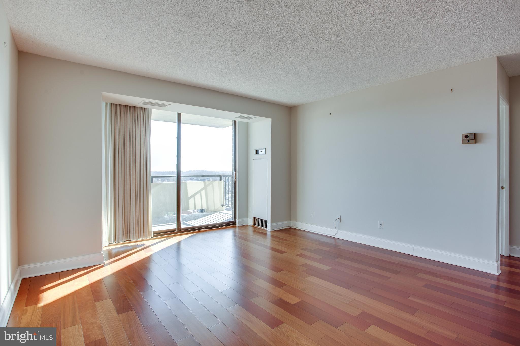 REGENCY - Residential Lease