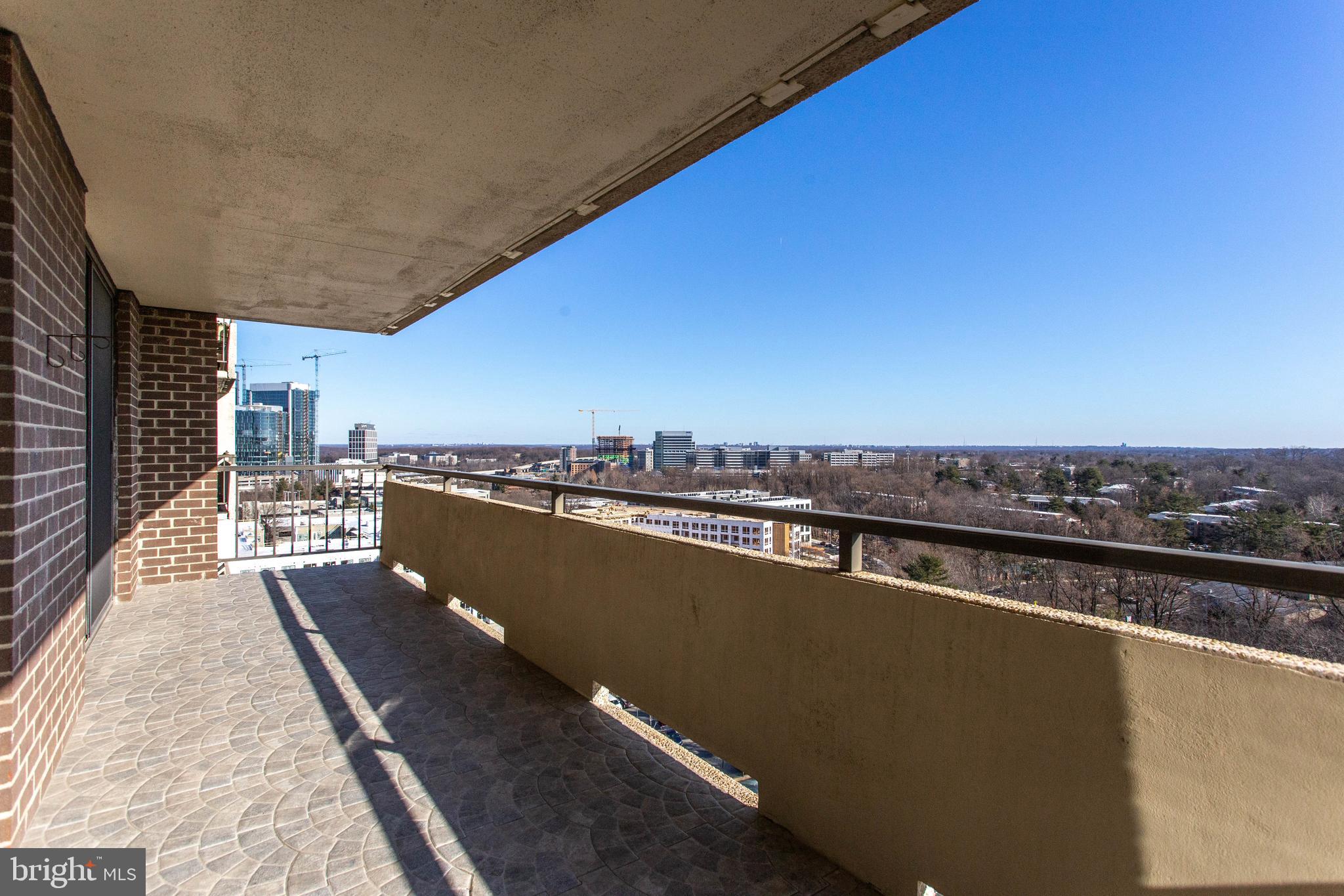 REGENCY - Residential Lease