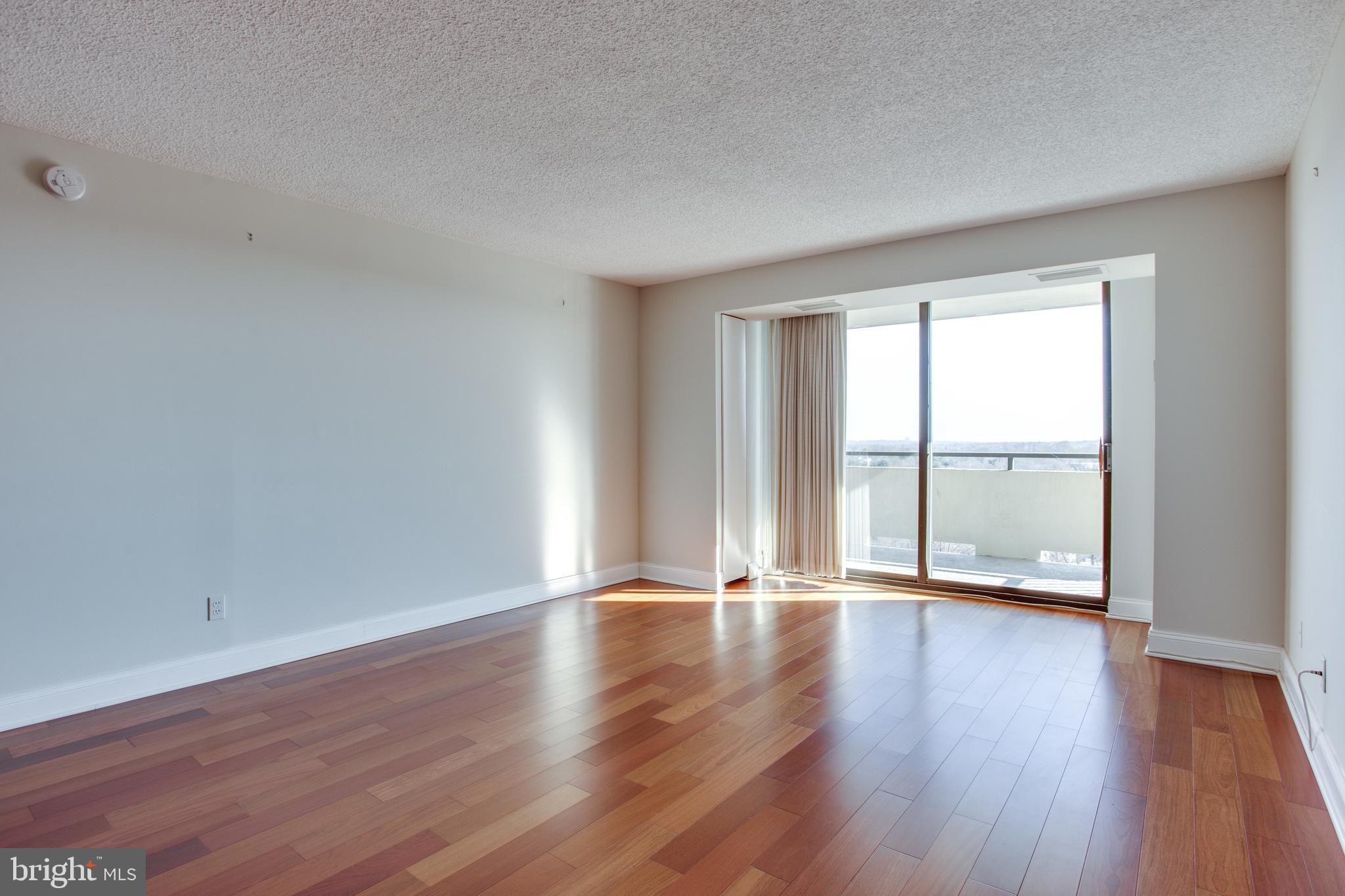 REGENCY - Residential Lease