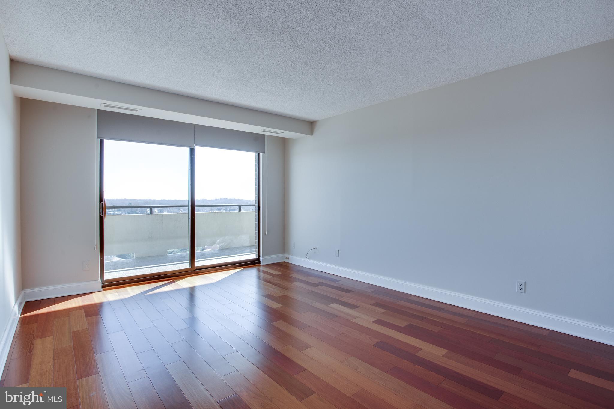 REGENCY - Residential Lease