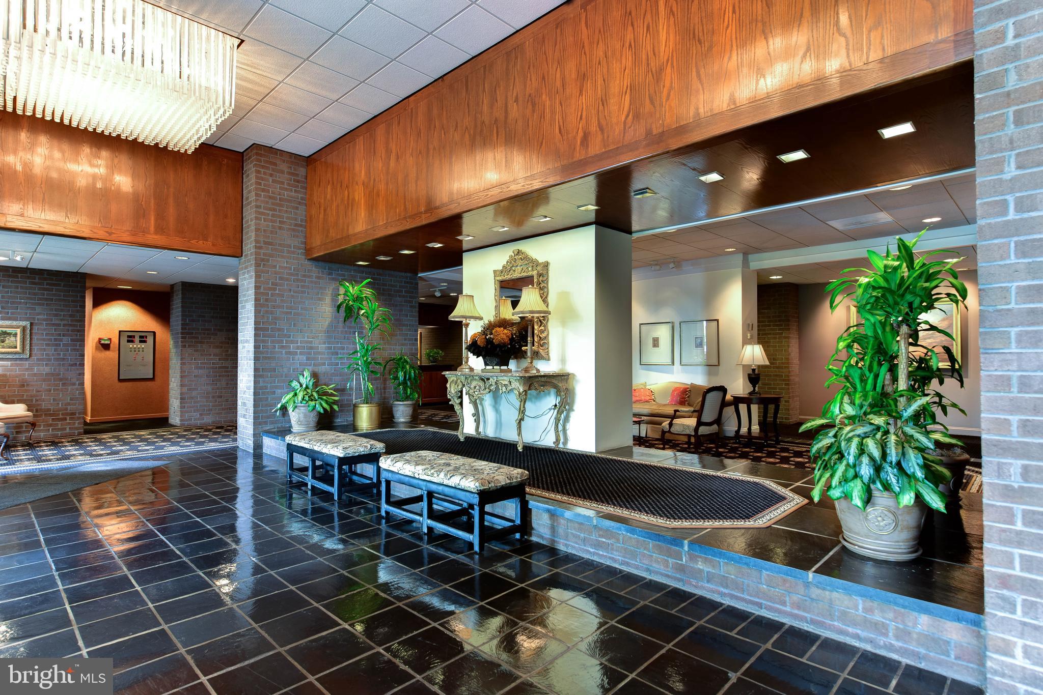 REGENCY - Residential Lease