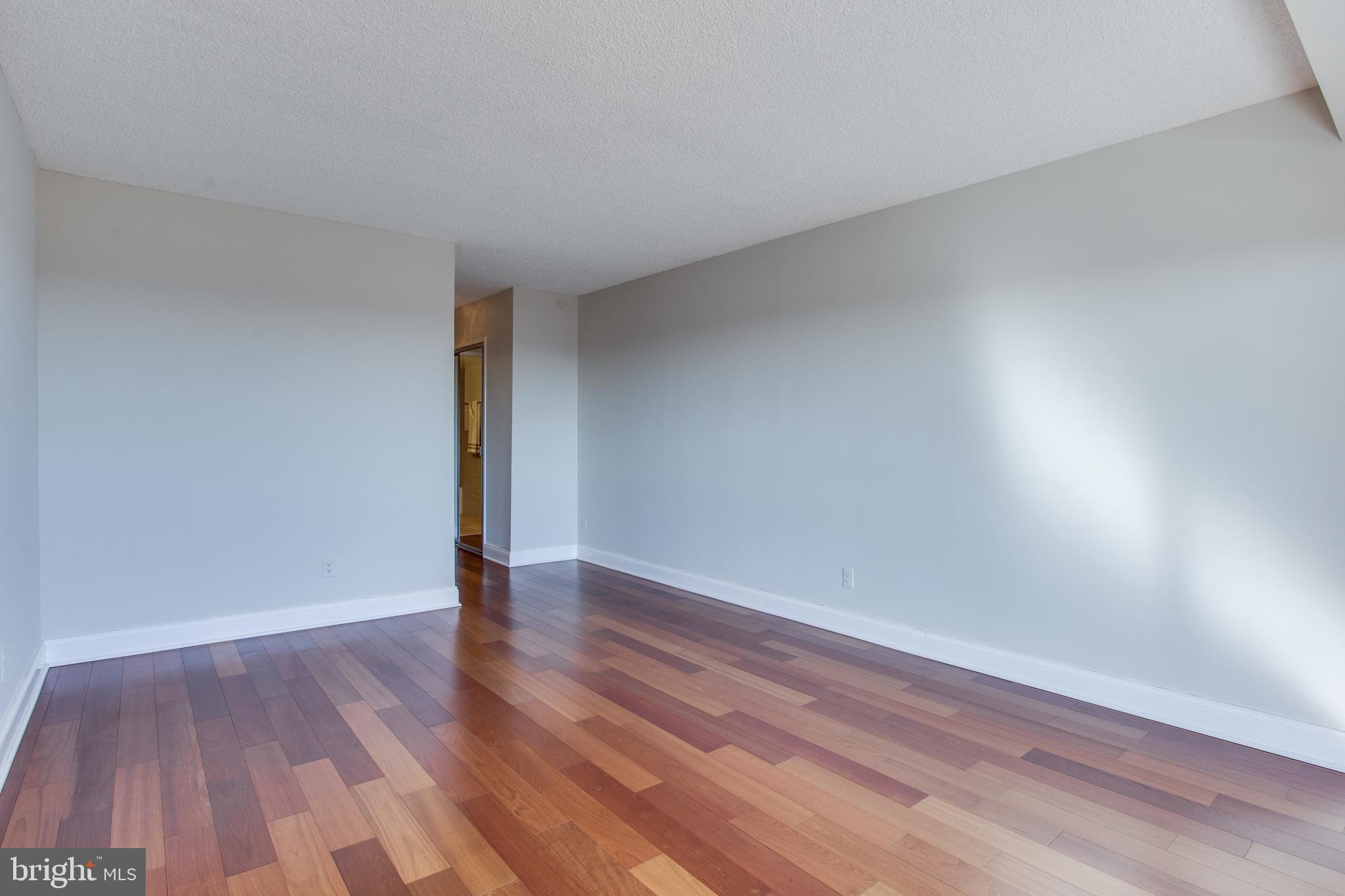 REGENCY - Residential Lease