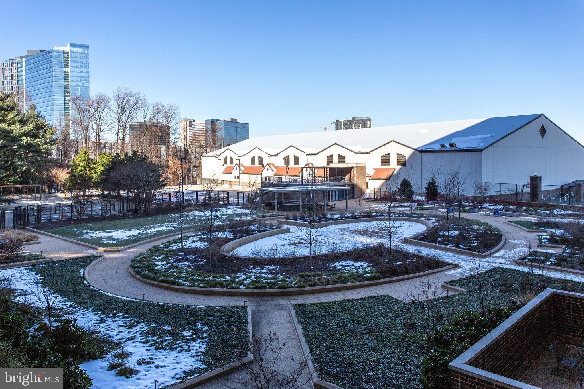 REGENCY - Residential Lease