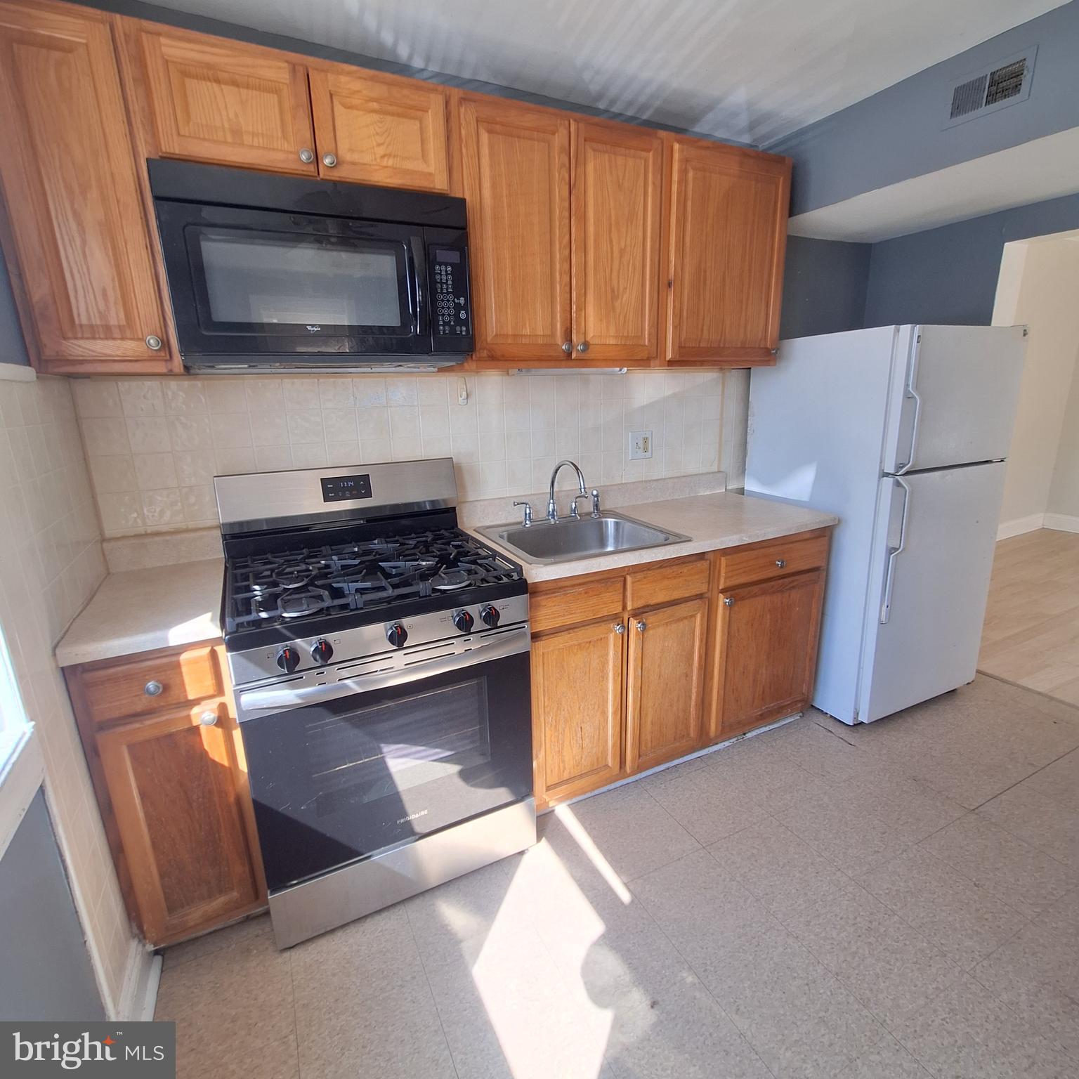 GARDEN CITY - Residential