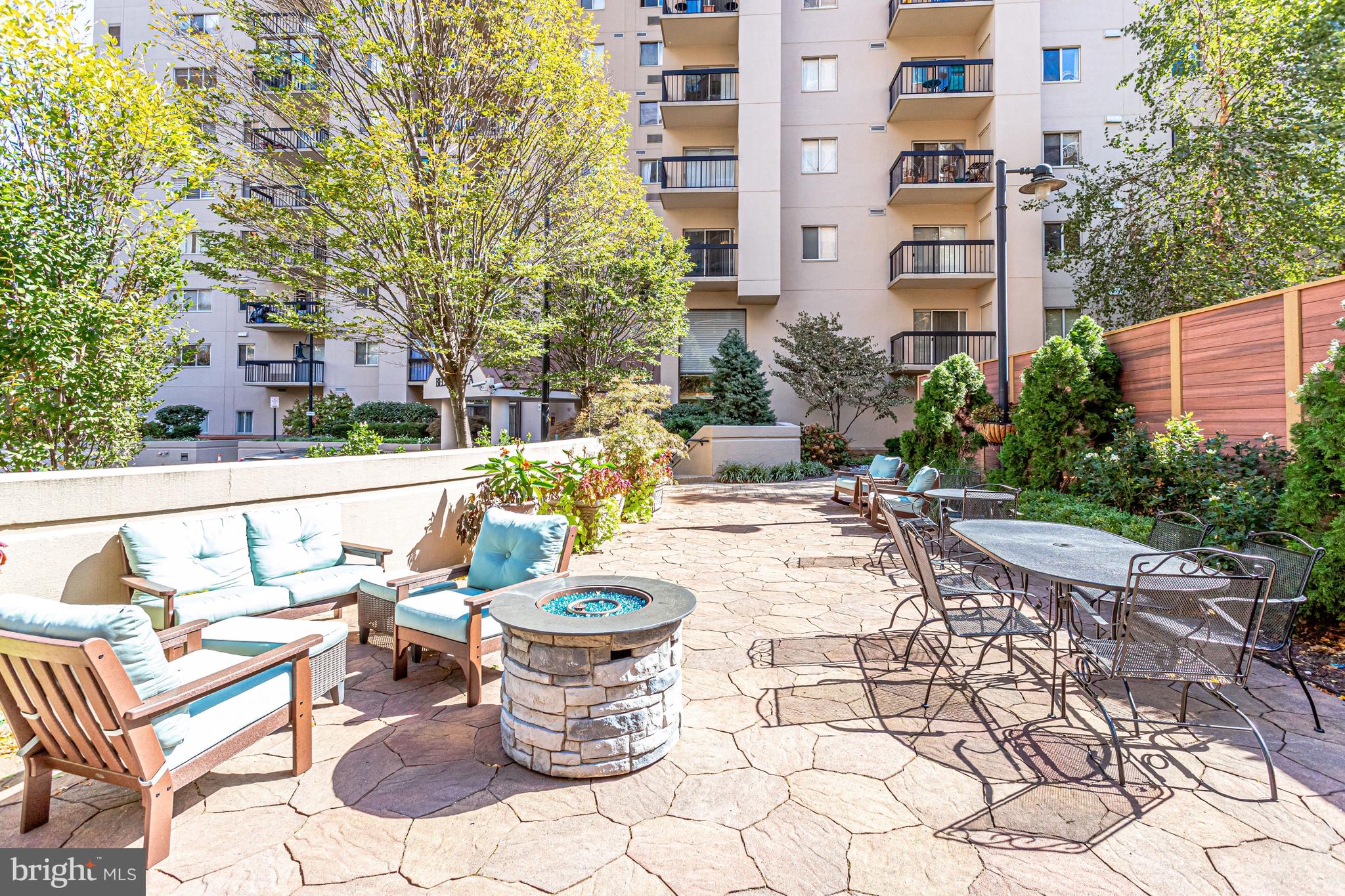 BELLA VISTA - Residential