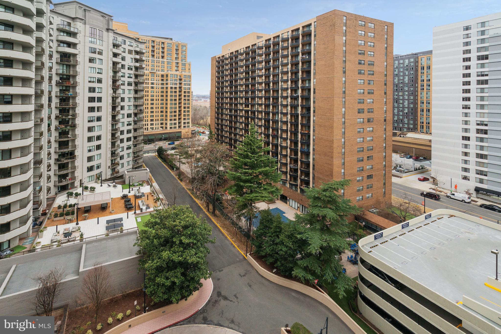 BELLA VISTA - Residential