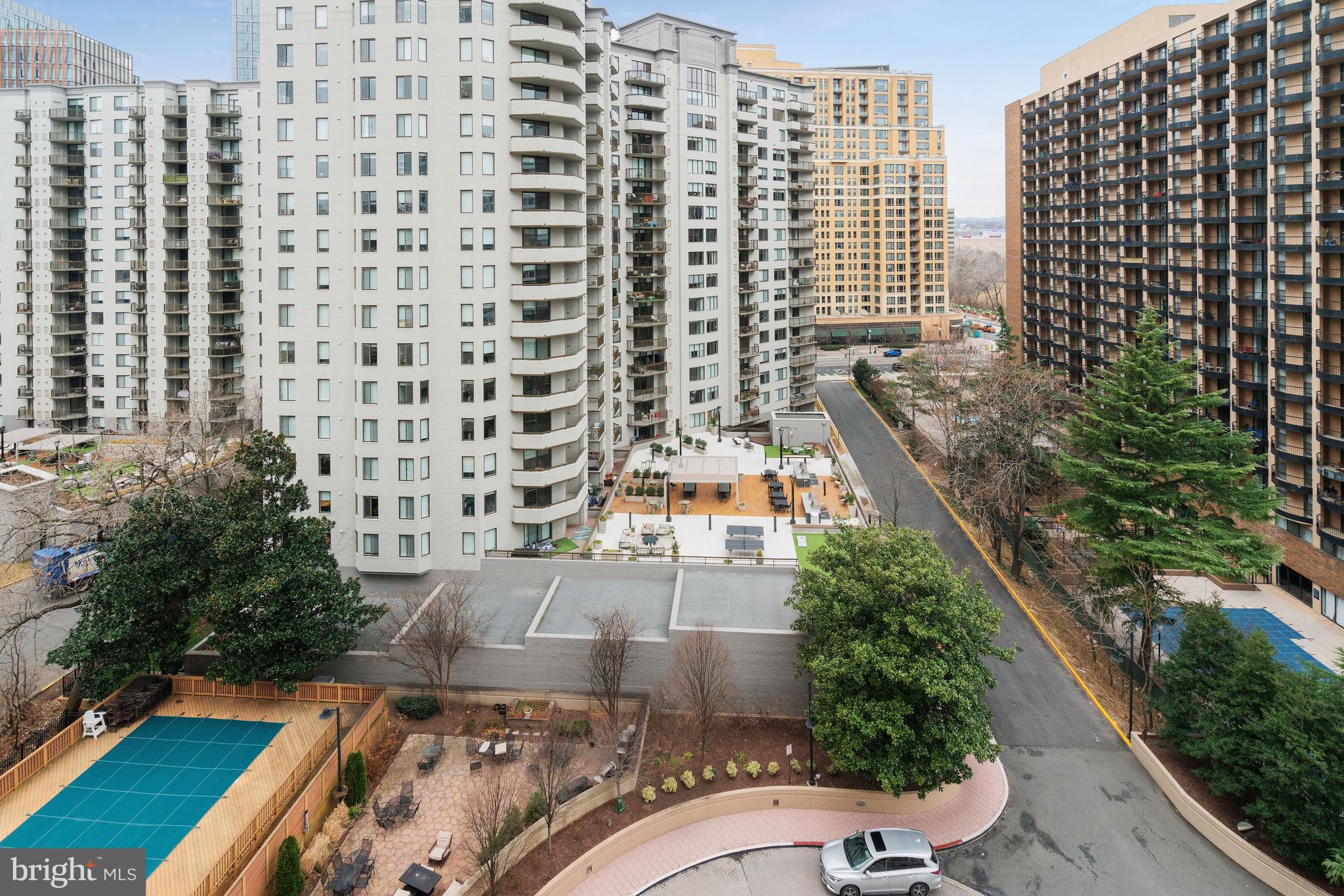 BELLA VISTA - Residential