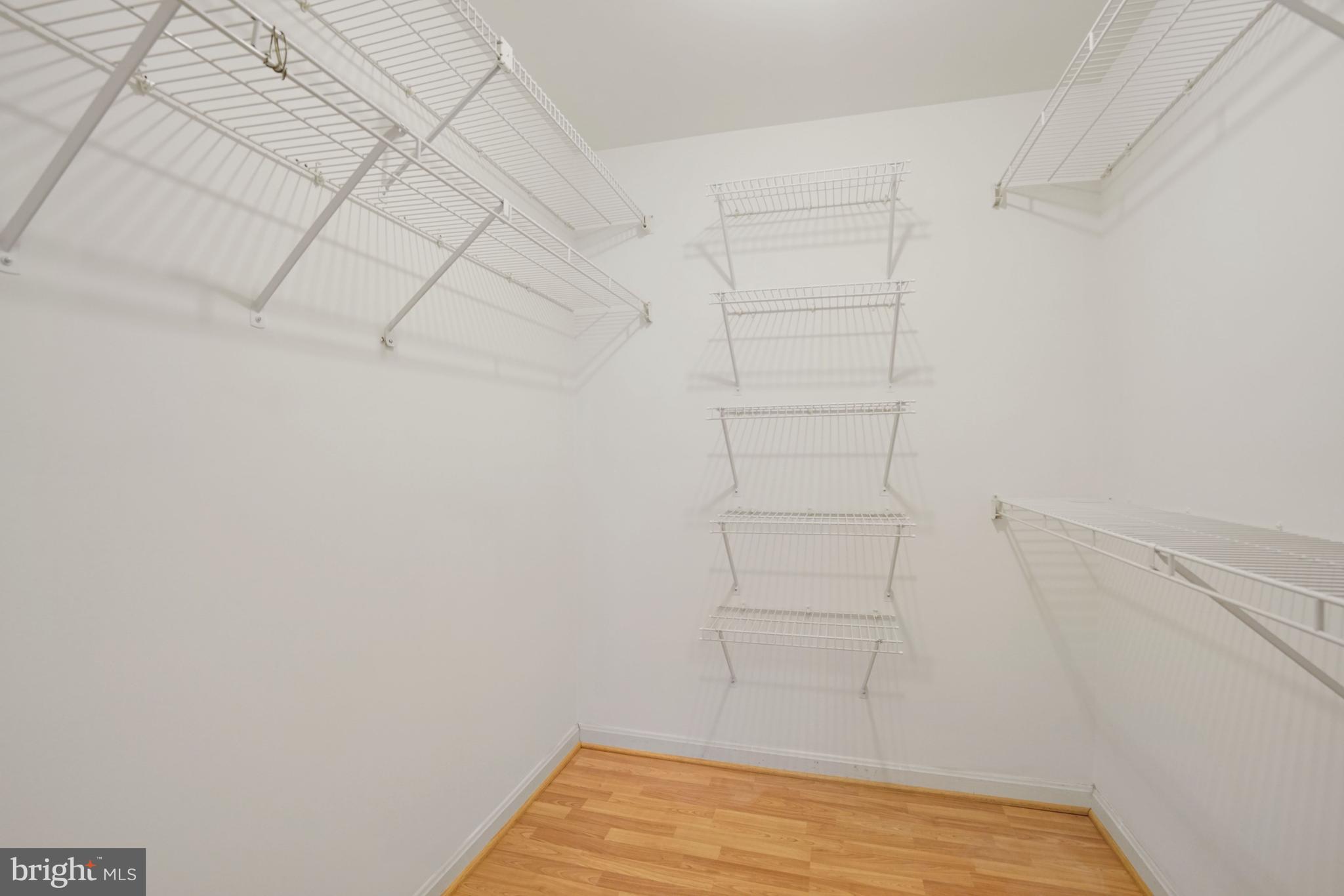 BELLA VISTA - Residential