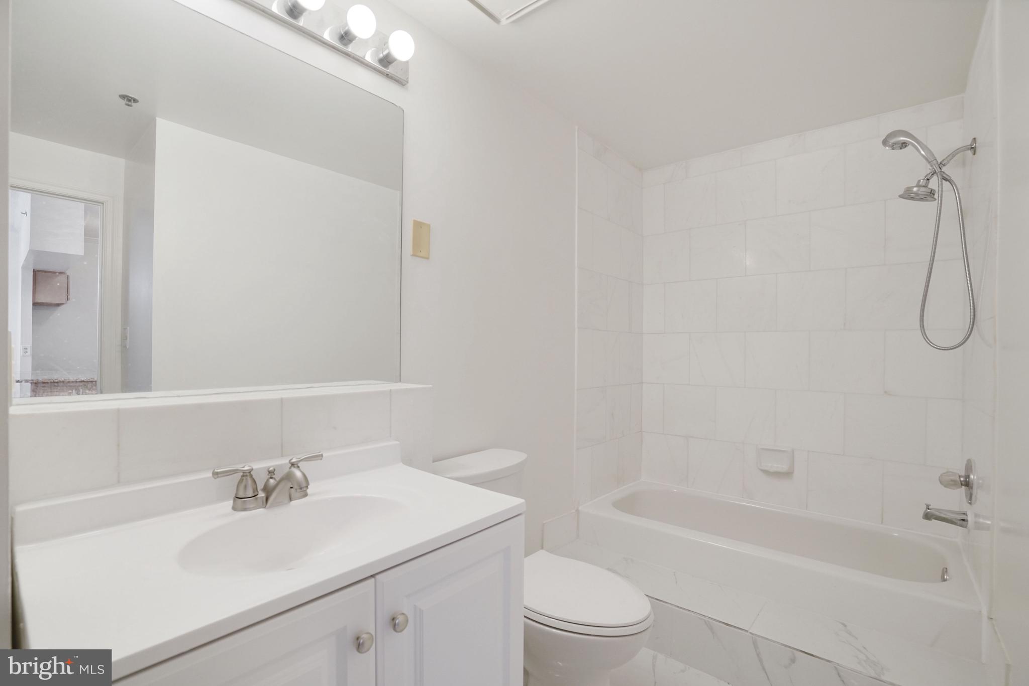 BELLA VISTA - Residential