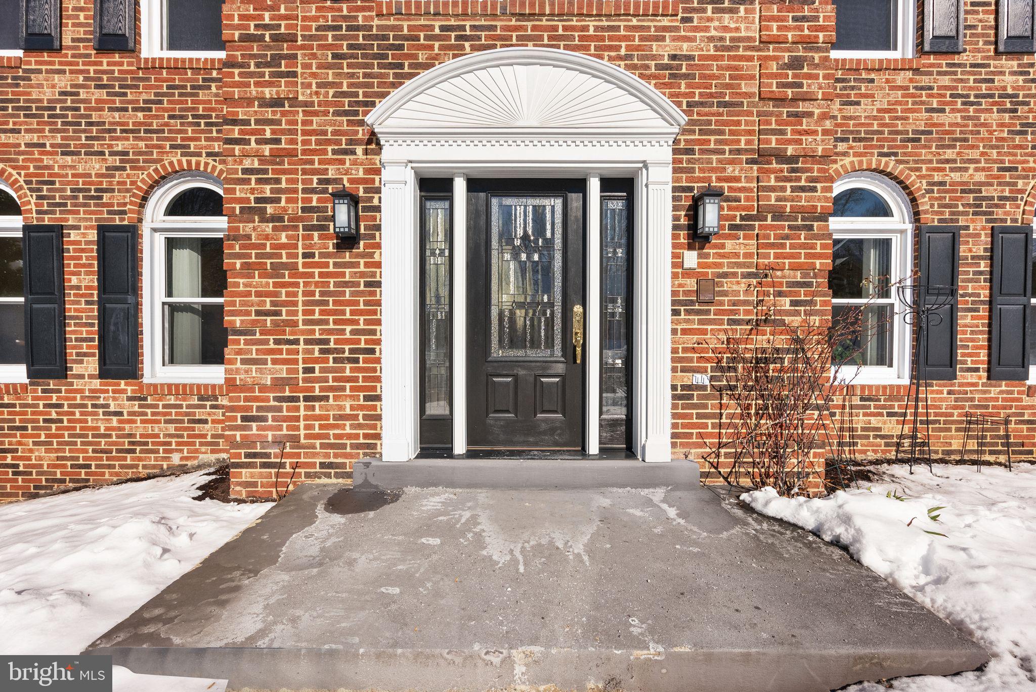 NAPLES MANOR - Residential