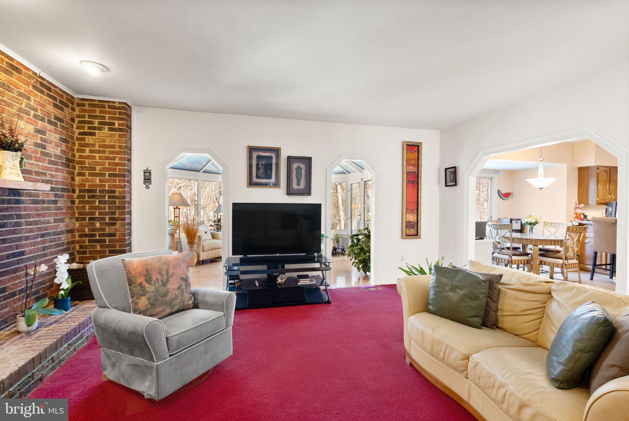 NAPLES MANOR - Residential