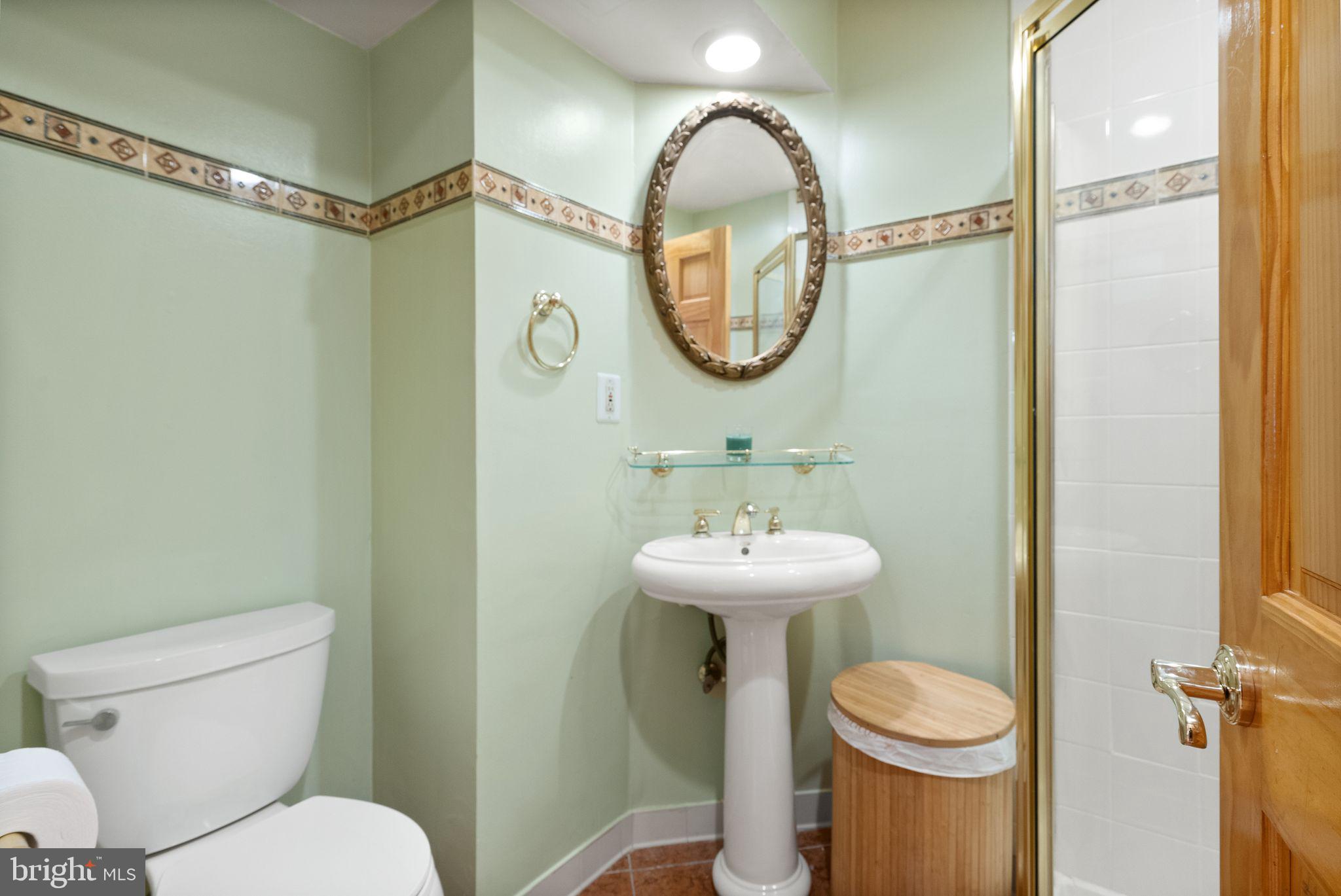 NAPLES MANOR - Residential