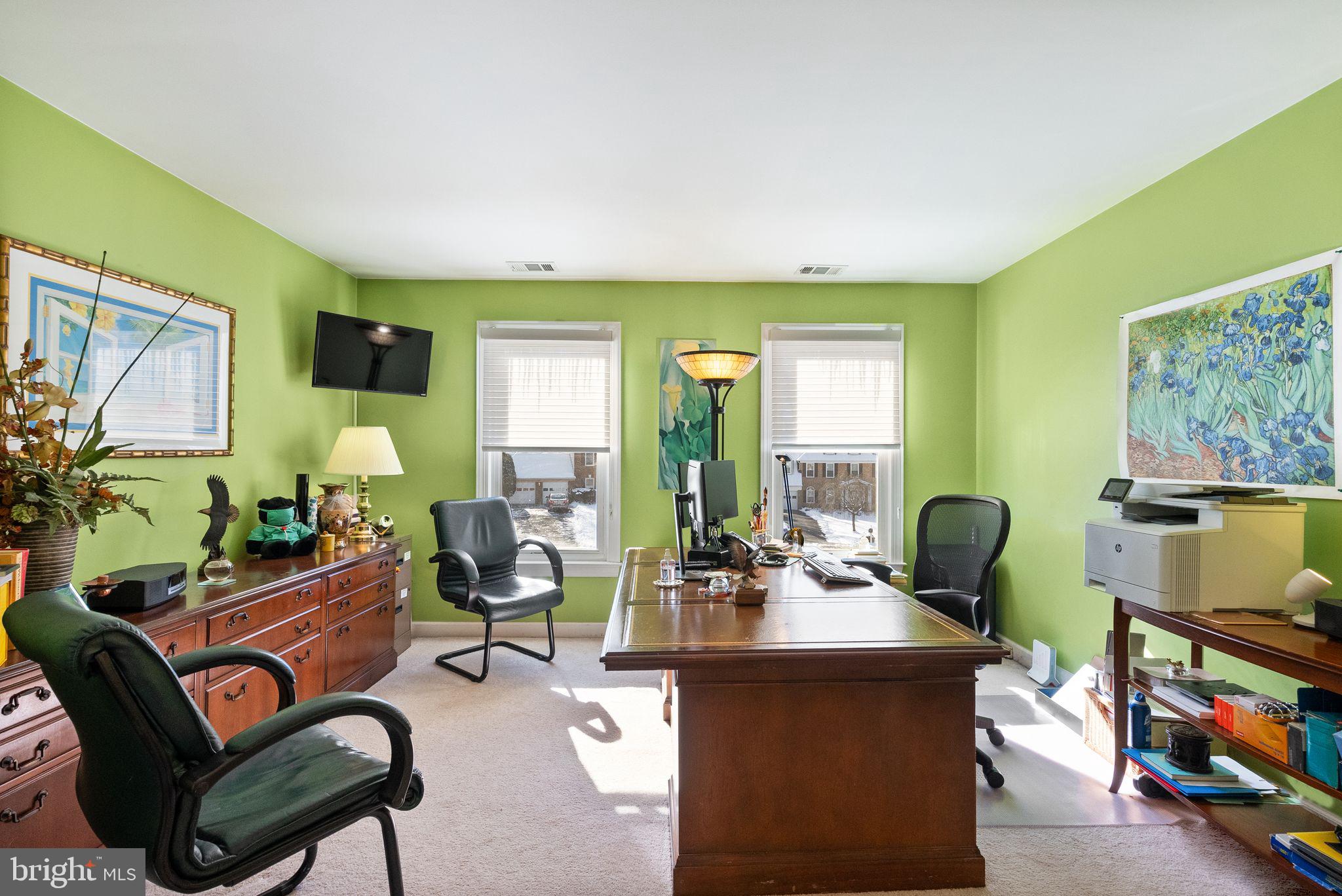 NAPLES MANOR - Residential