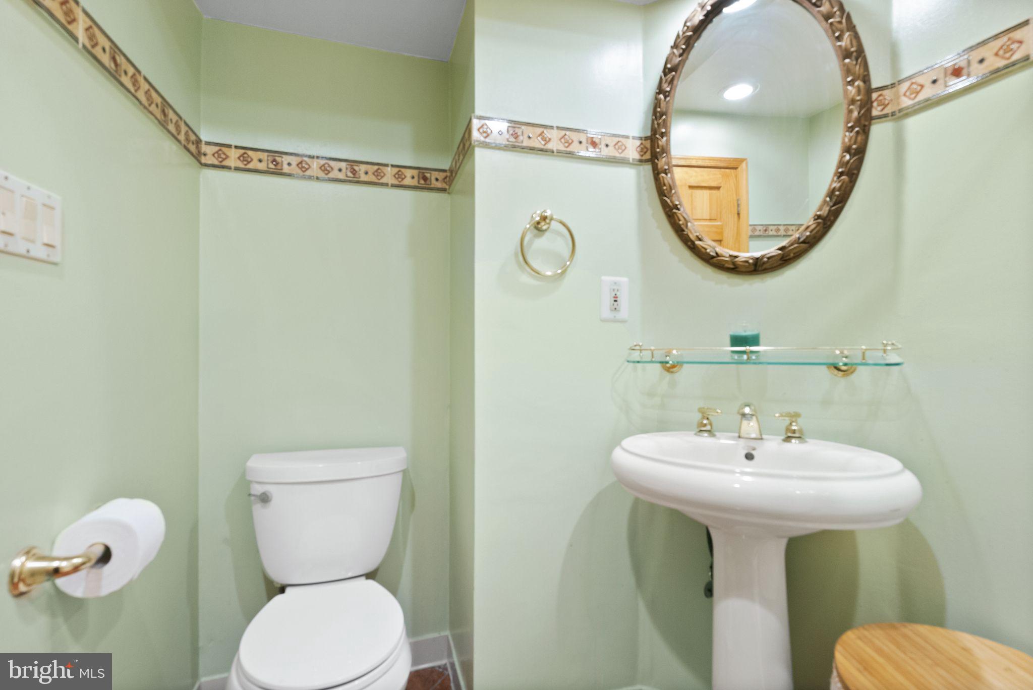 NAPLES MANOR - Residential