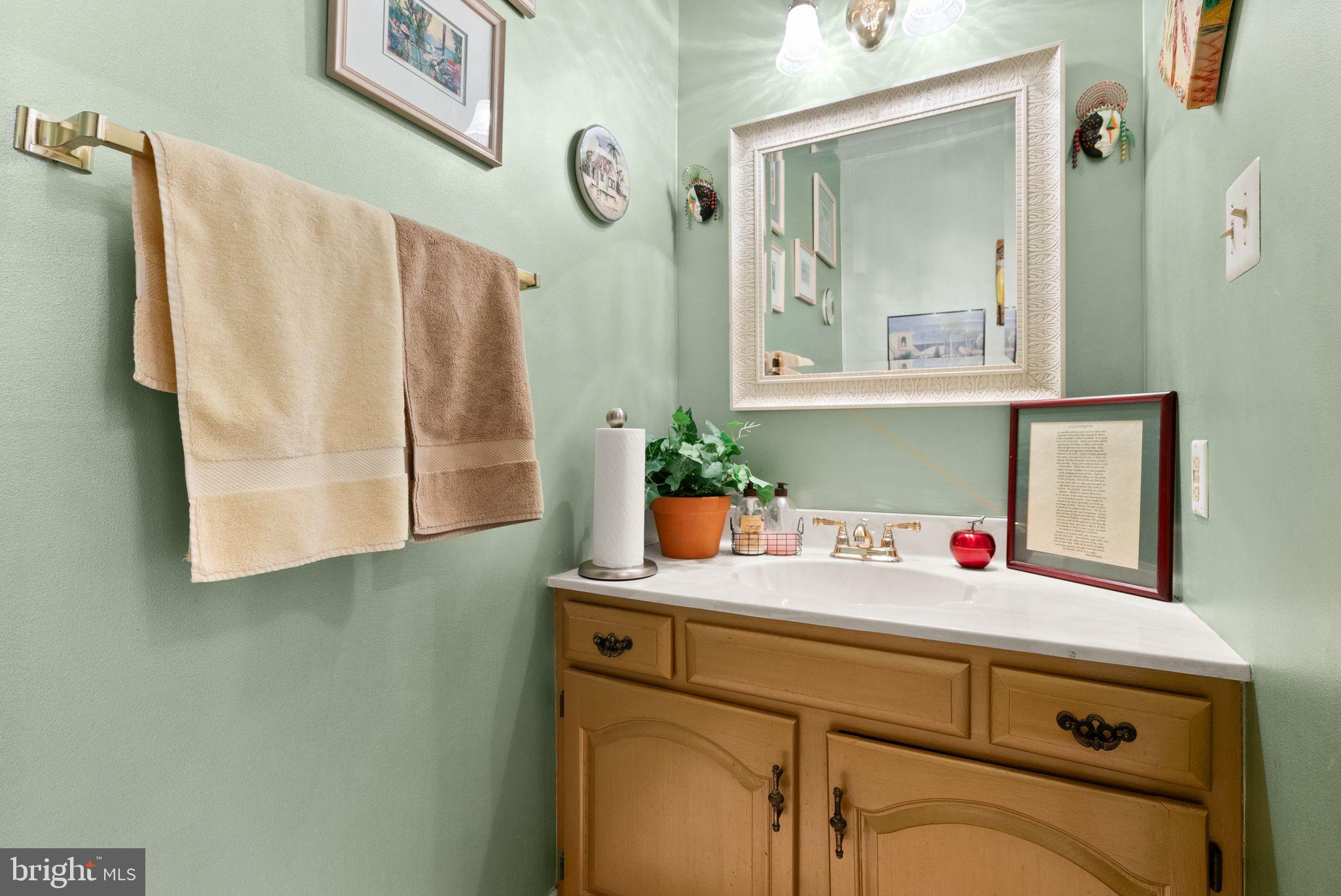 NAPLES MANOR - Residential