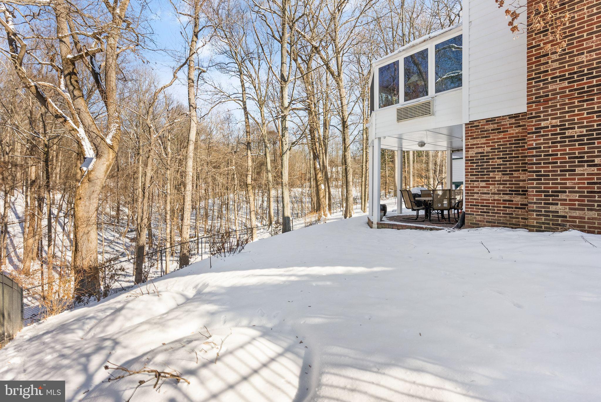 NAPLES MANOR - Residential