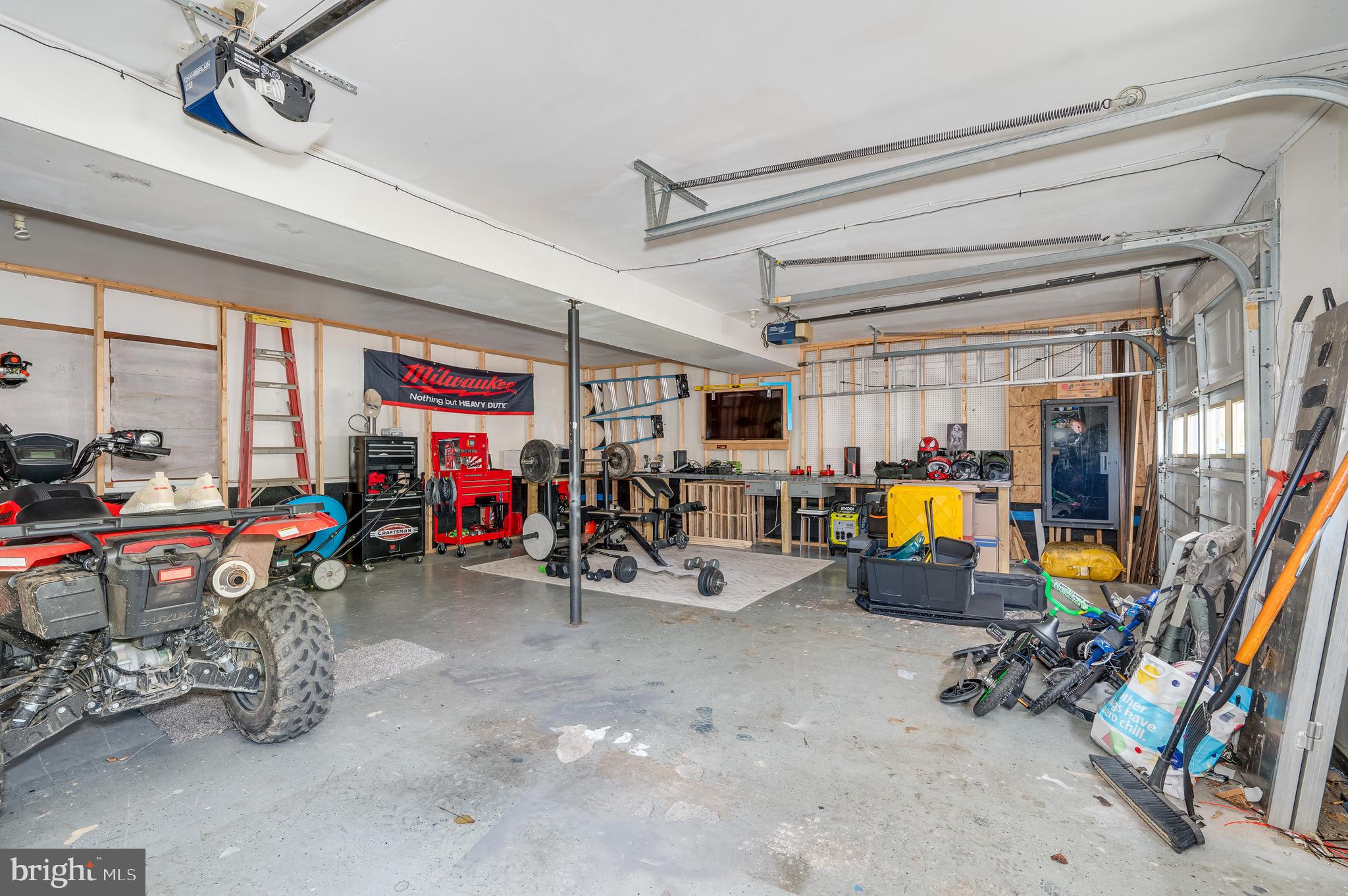 FOREST HEIGHTS - Residential