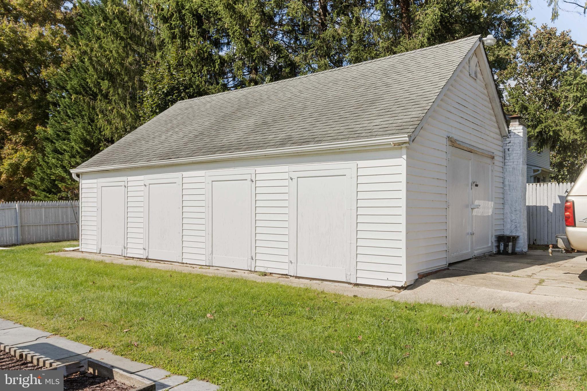 CENTENNIAL ESTATES - Residential