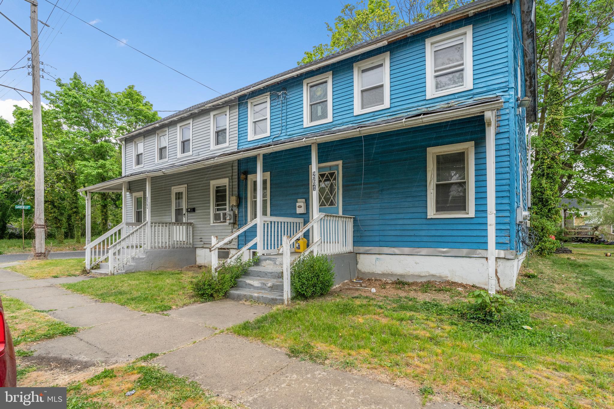 257 S PINE 259
