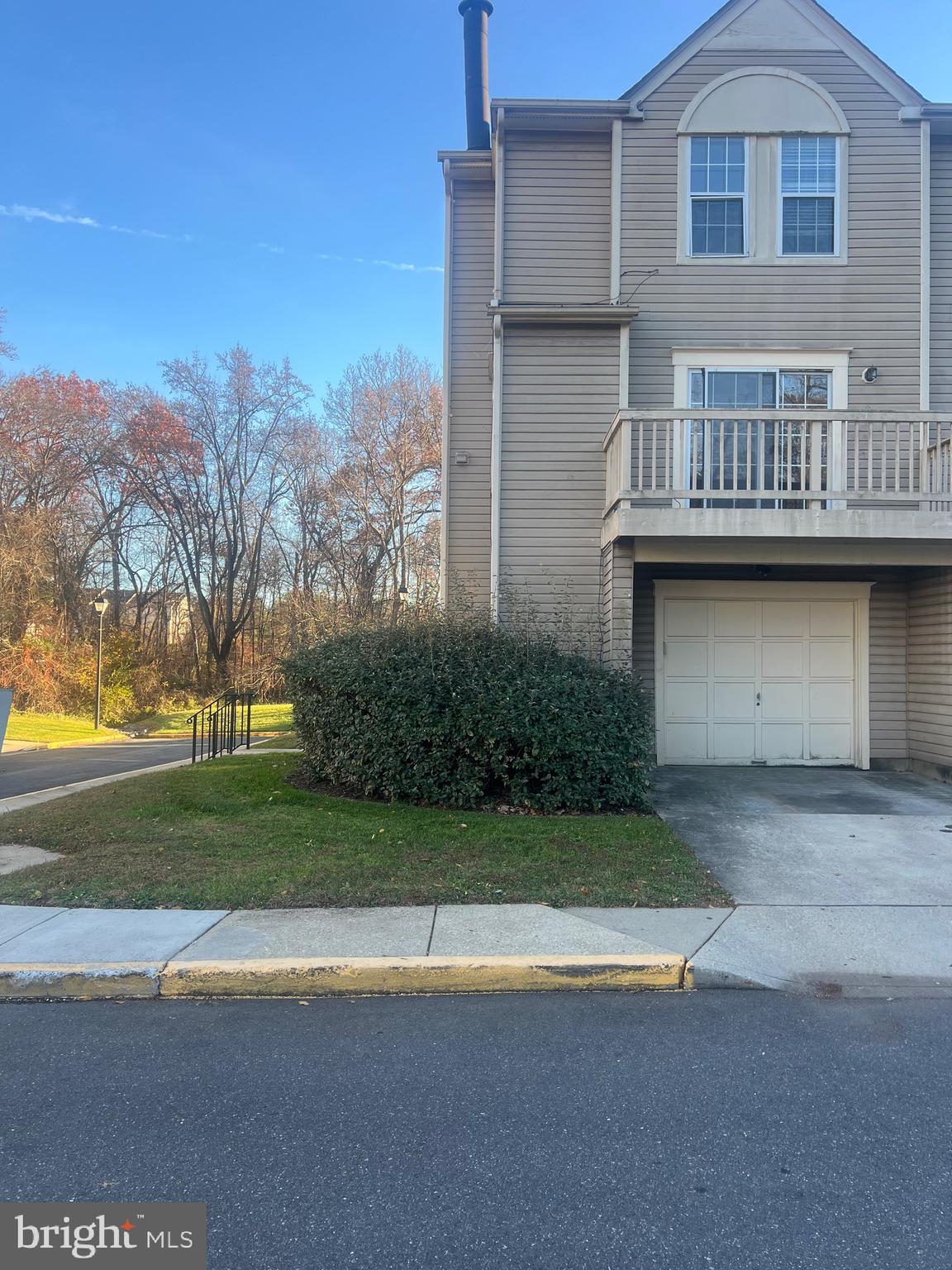 14737 WEXHALL TERRACE 18-194