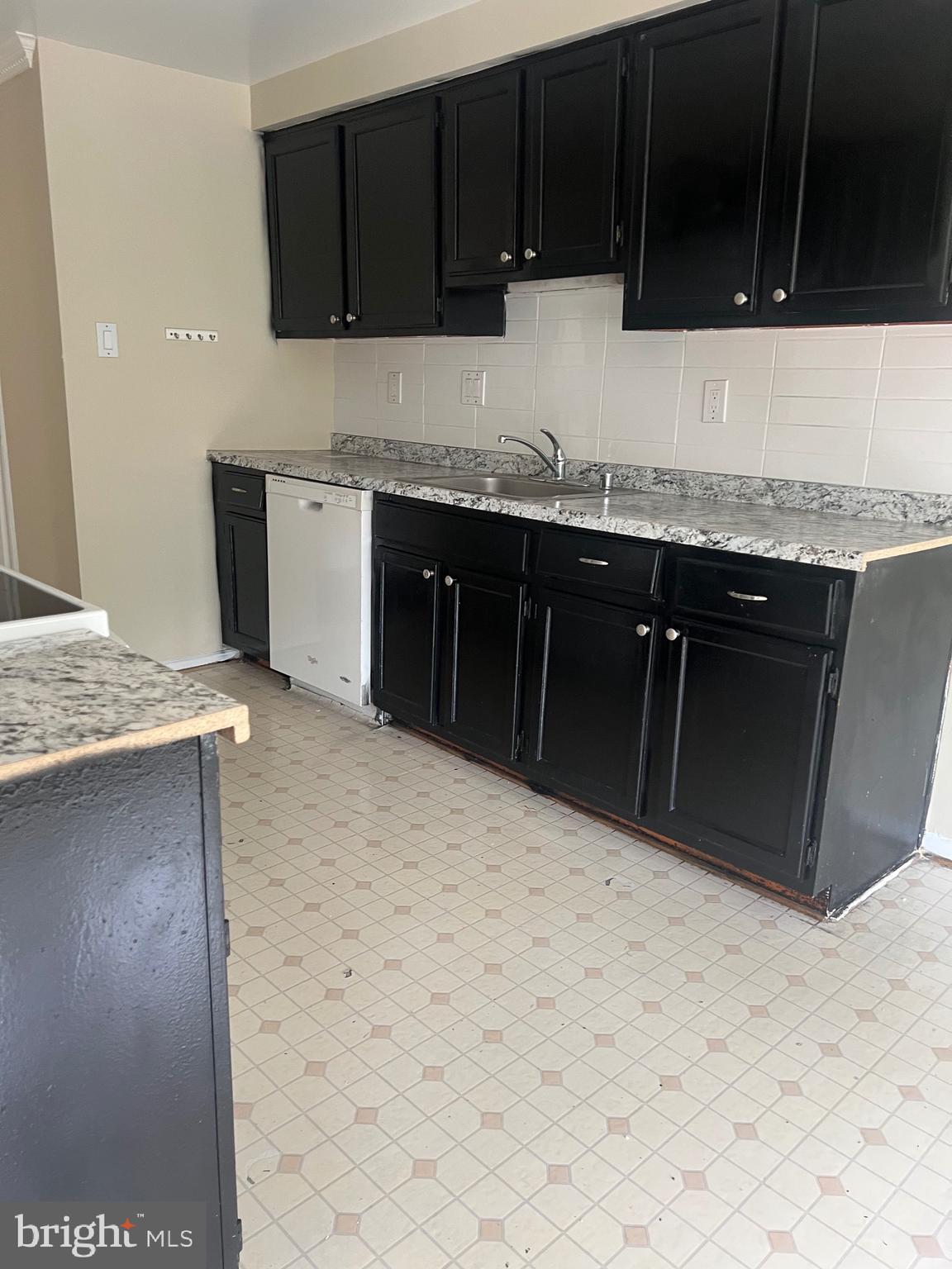 TOWNES OF GLOUCESTER - Residential