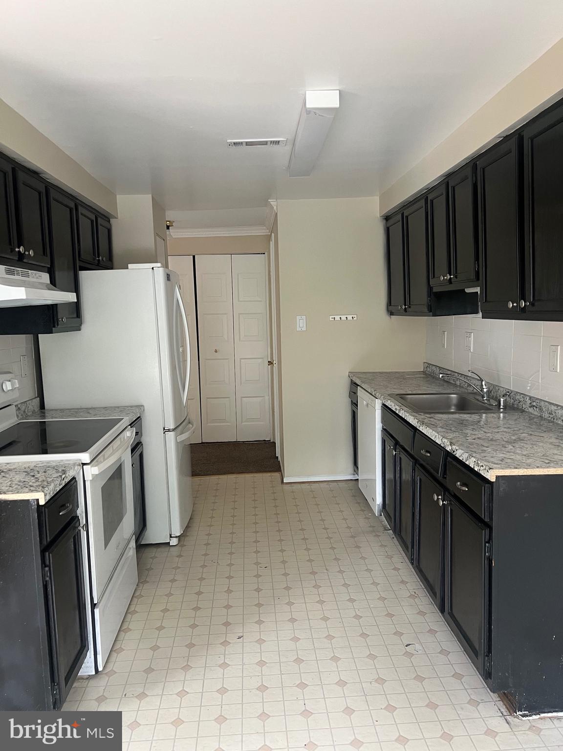 TOWNES OF GLOUCESTER - Residential