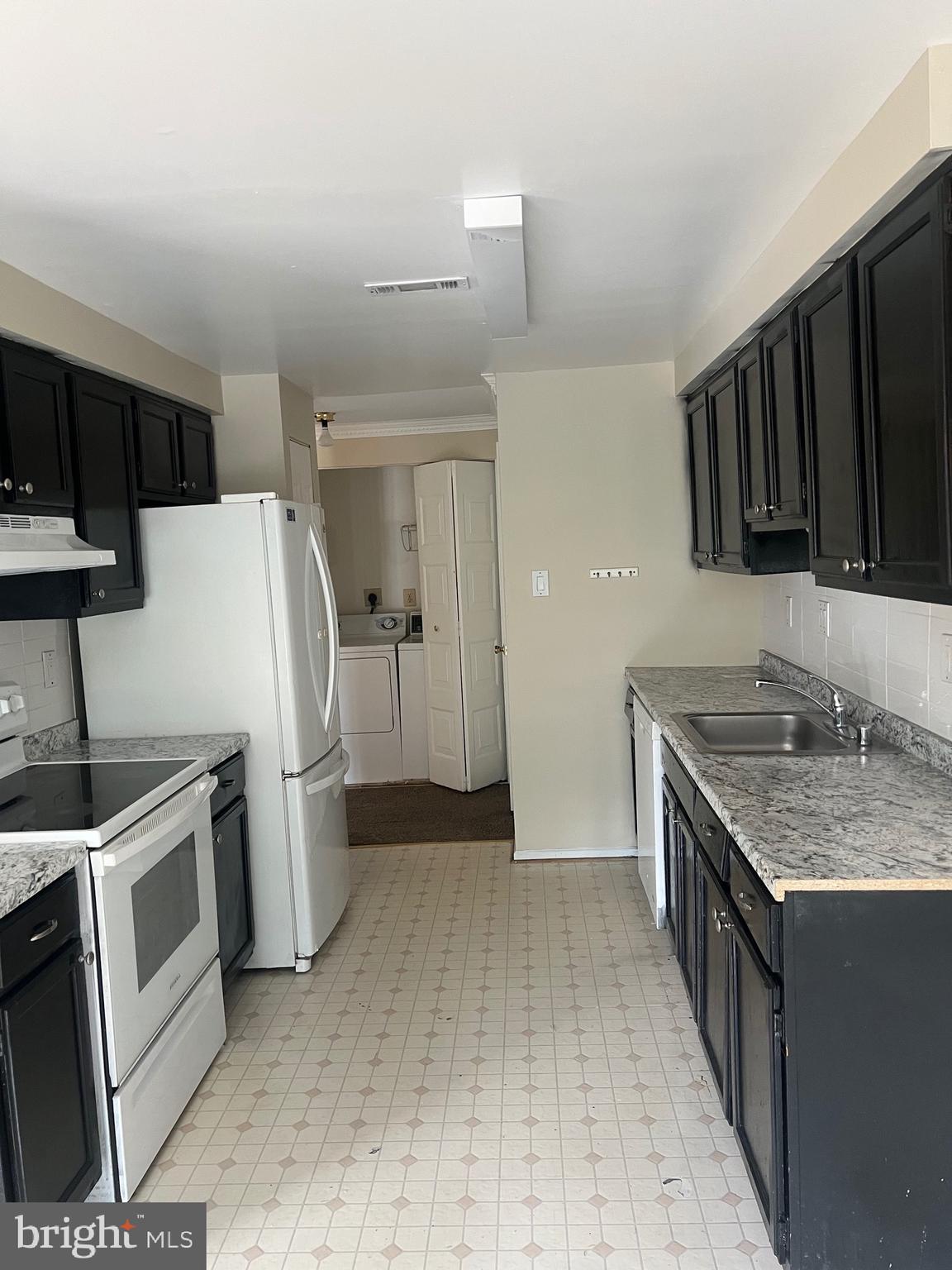 TOWNES OF GLOUCESTER - Residential