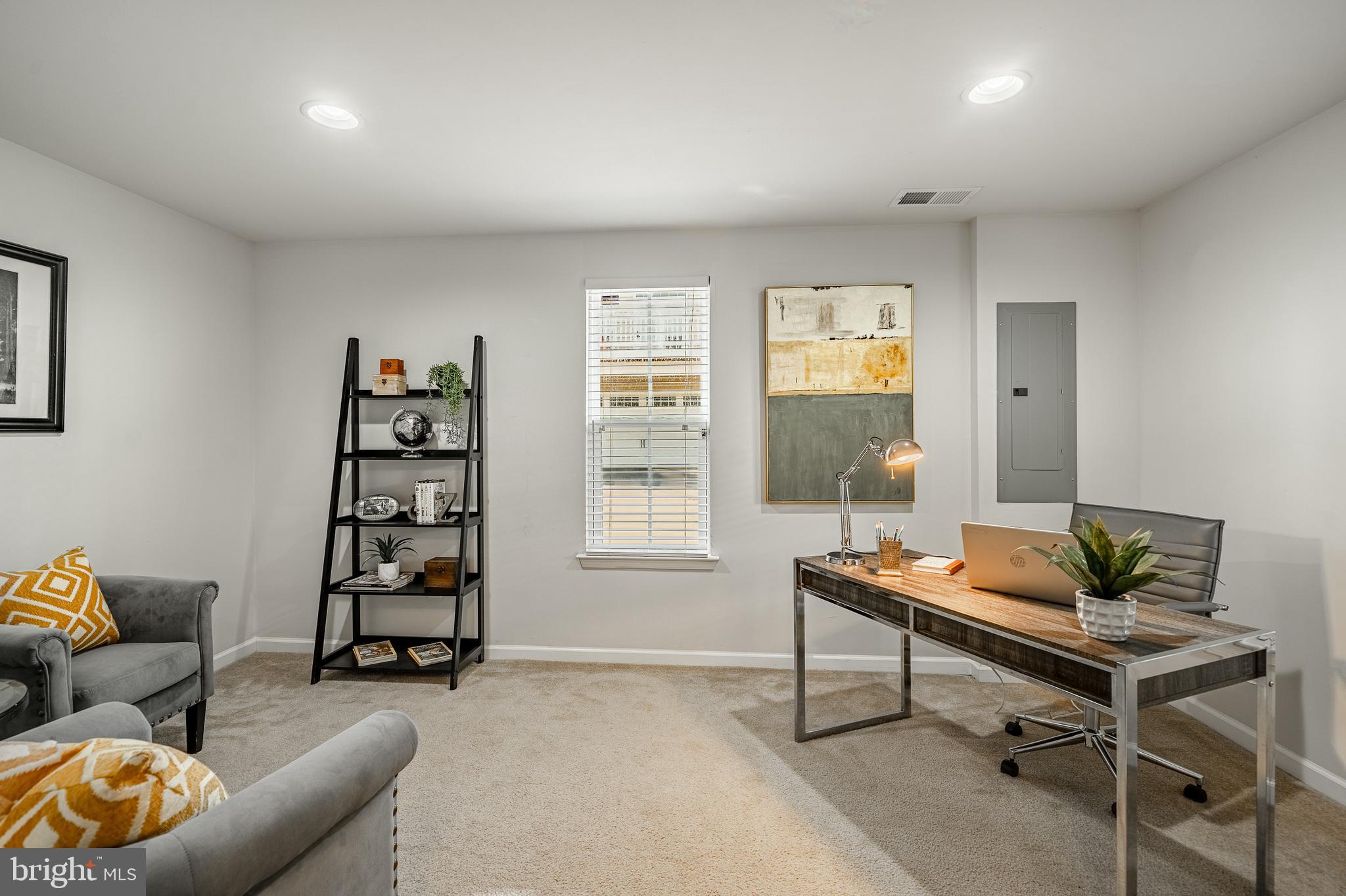 ATWATER - Residential Lease