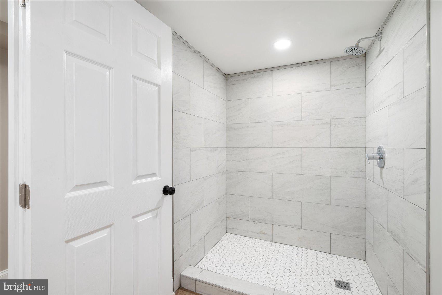 WINCHESTER - Residential