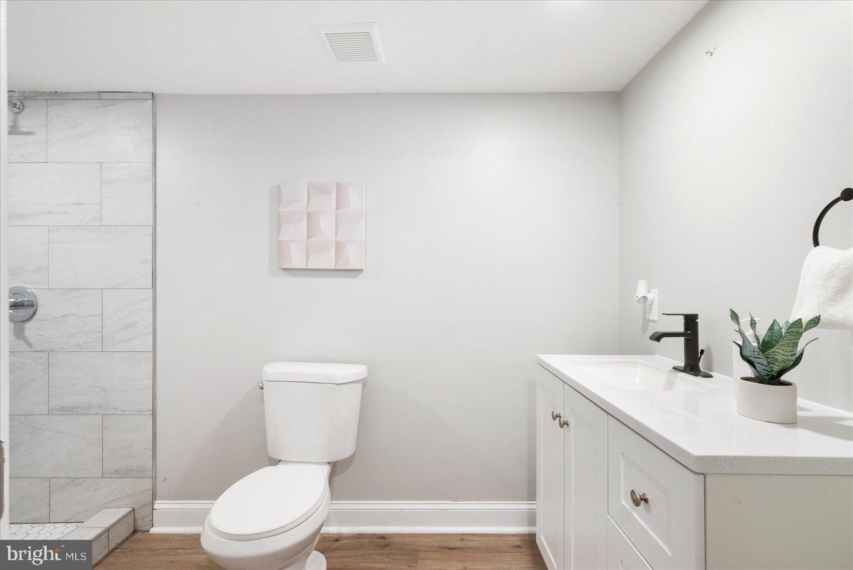 WINCHESTER - Residential