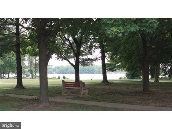 DELAIRE LANDING - Residential