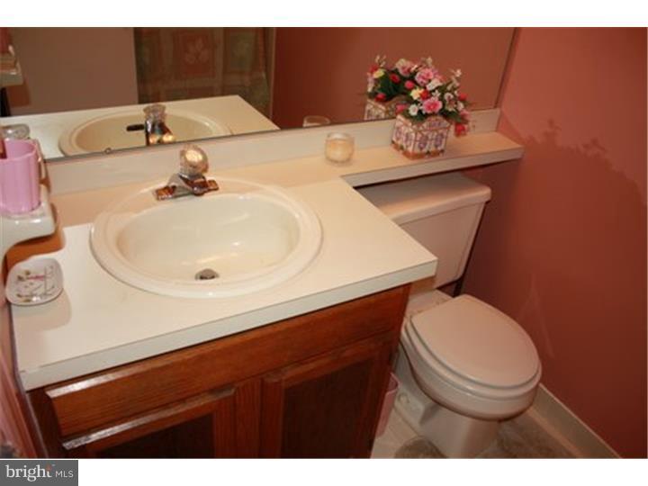 DELAIRE LANDING - Residential