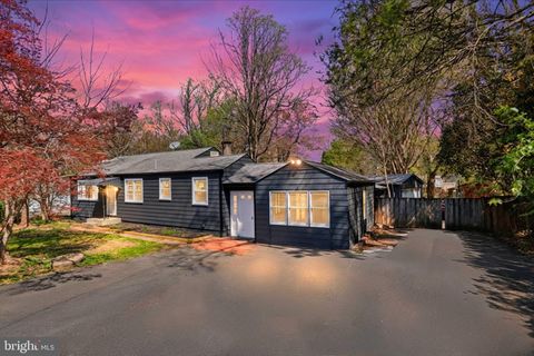 9704 BLAKE LANE FAIRFAX VA 22031