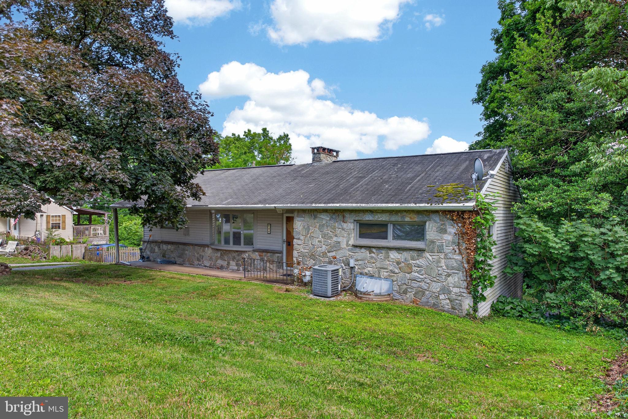 44 PEACOCK DRIVE
