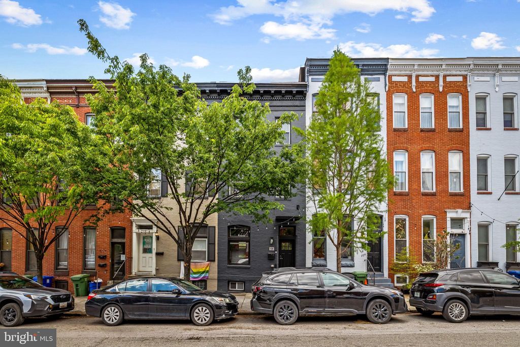 Photo of 108 S Washington Street, BALTIMORE, MD 21231 (MLS # MDBA2213564)