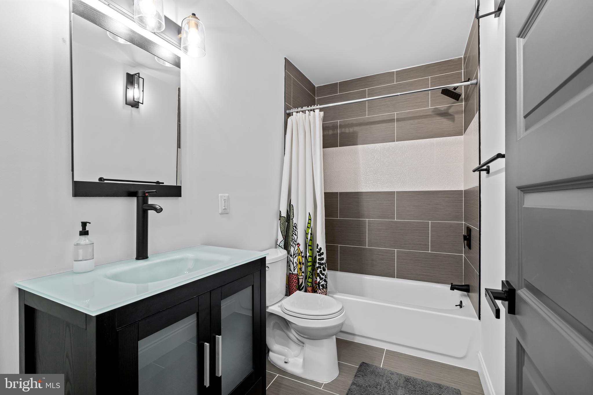 UPPER FELLS POINT - Residential