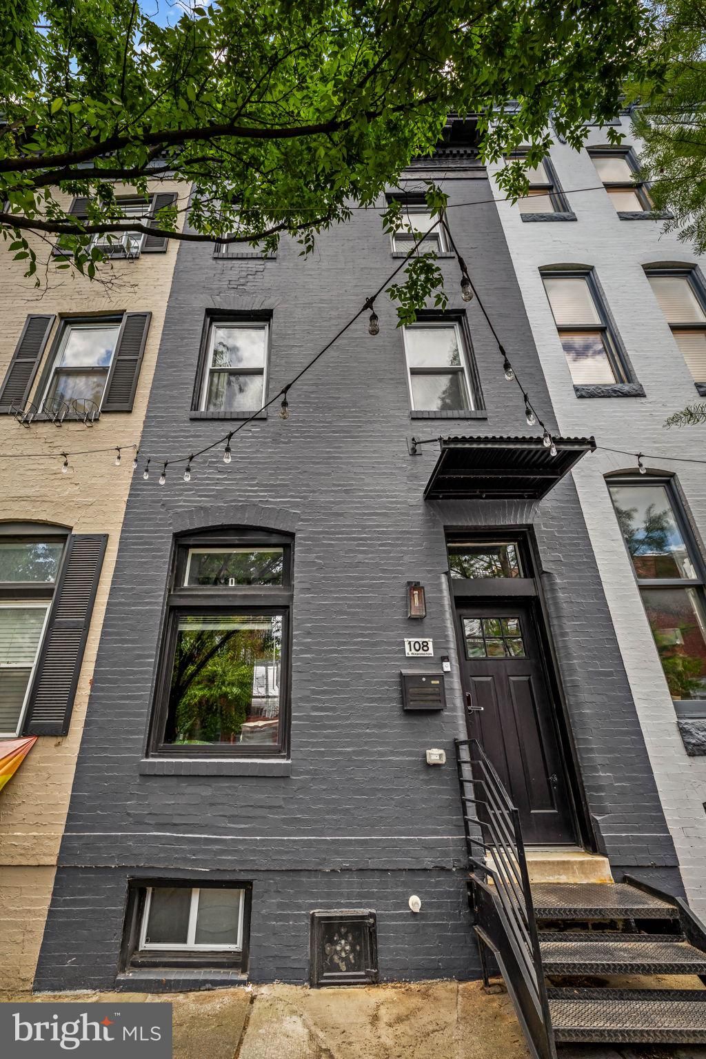 Photo of 108 S Washington Street, BALTIMORE, MD 21231 (MLS # MDBA2213564)